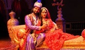 While staying in Agra, you cannot afford to miss “Mohabbat The Taj Show” which is a musical extravaganza depicting the saga of one its kind love story